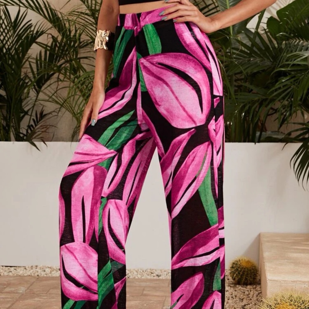 Floral Print Wide Leg Pants